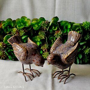 Set Of 2 Gray & Brown Wren Speckled Ceramic Bird Figurine Decor with Metal Feet